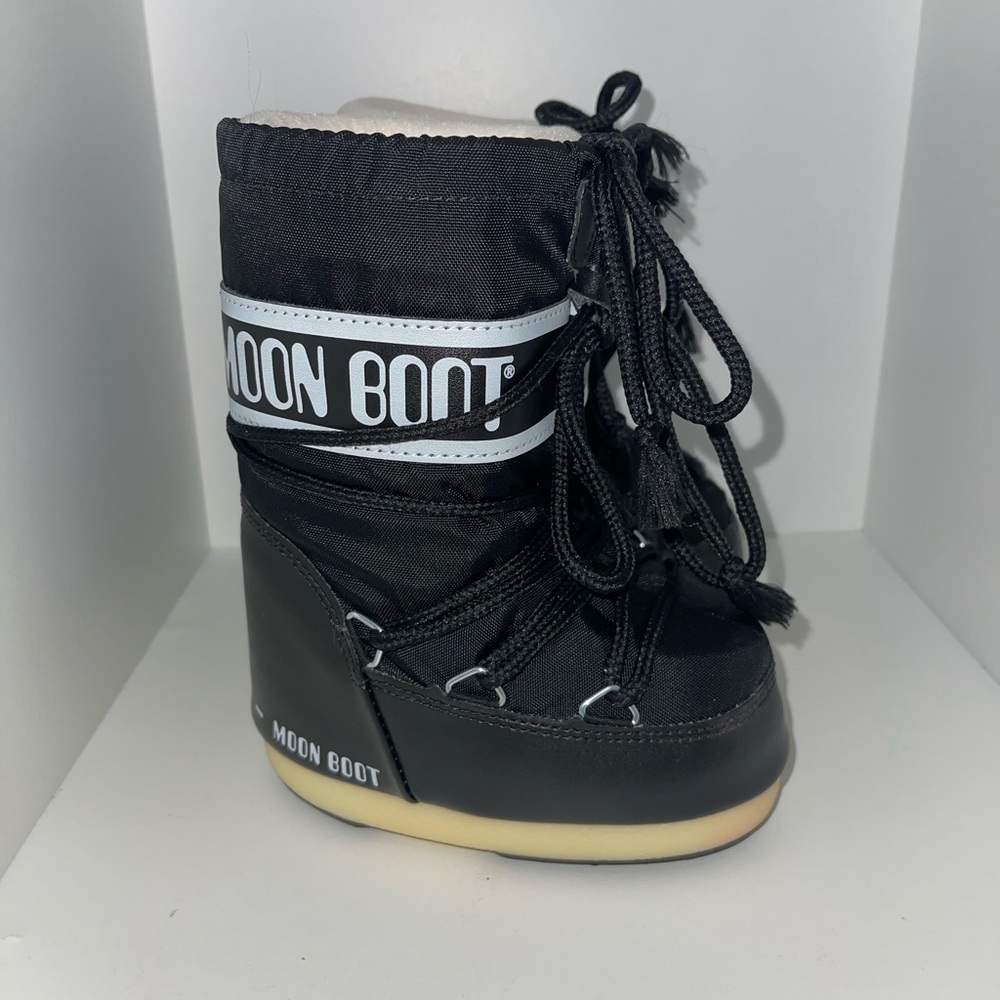 Moon boot (23-26) toddler